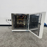 Thermo Scientific Heratherm Incubator image 3